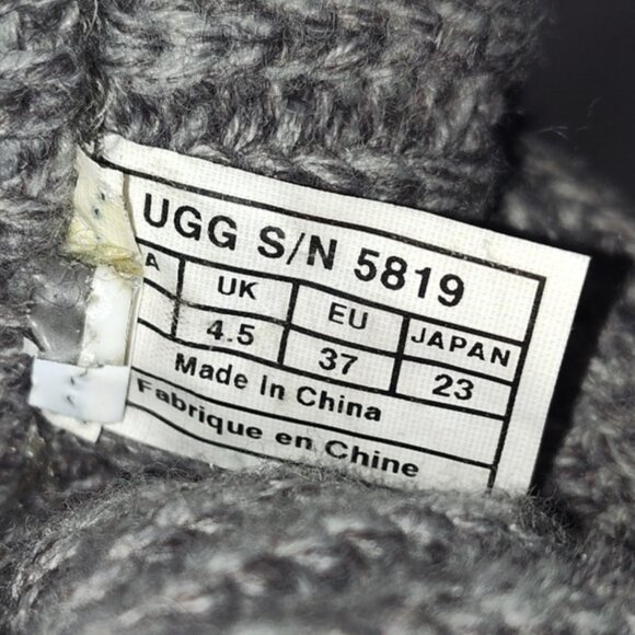UGG Australia Classic Cardy Boots Women’s Size 6 Gray Knit Button 5819 - Picture 7 of 9